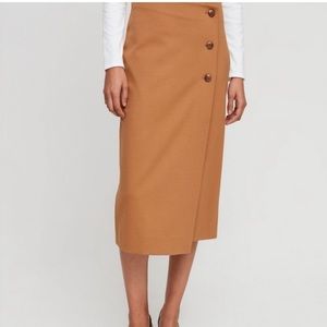 Aritzia Babaton Billy NWOT Skirt Size 00 Honey Brown